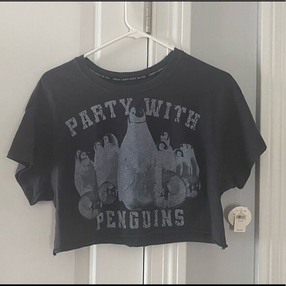 OFFLINE By Aerie Cropped T-Shirt. Bundle of 3 tops - Picture 3 of 9